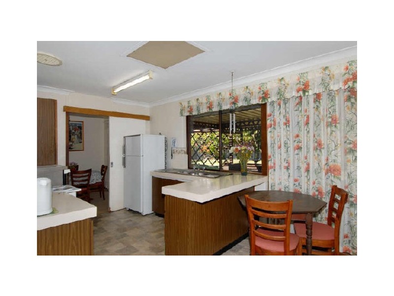 4 Merlin Street, Rockingham WA 6168