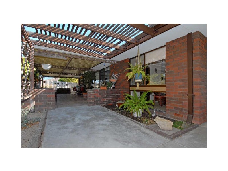 4 Merlin Street, Rockingham WA 6168