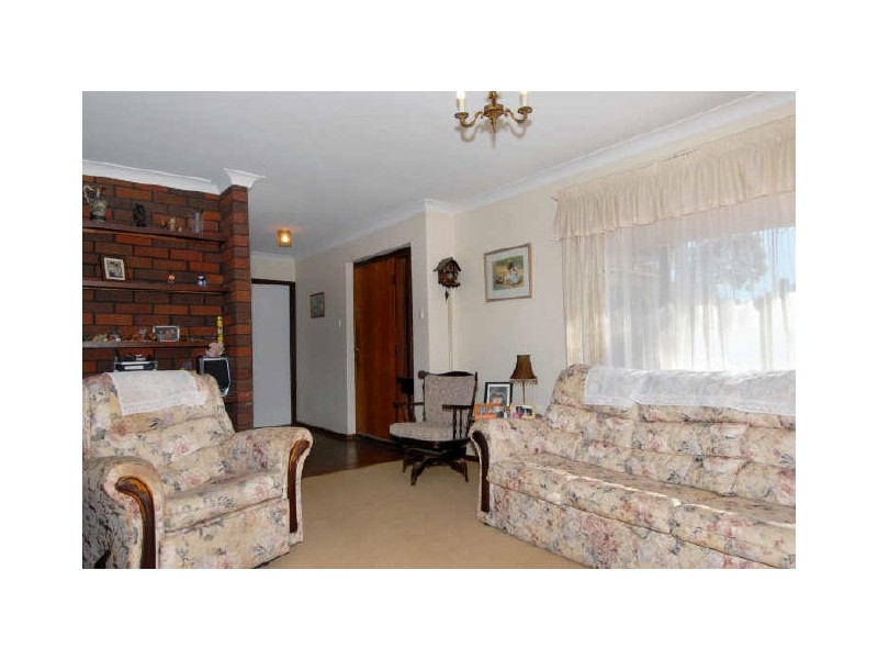 4 Merlin Street, Rockingham WA 6168