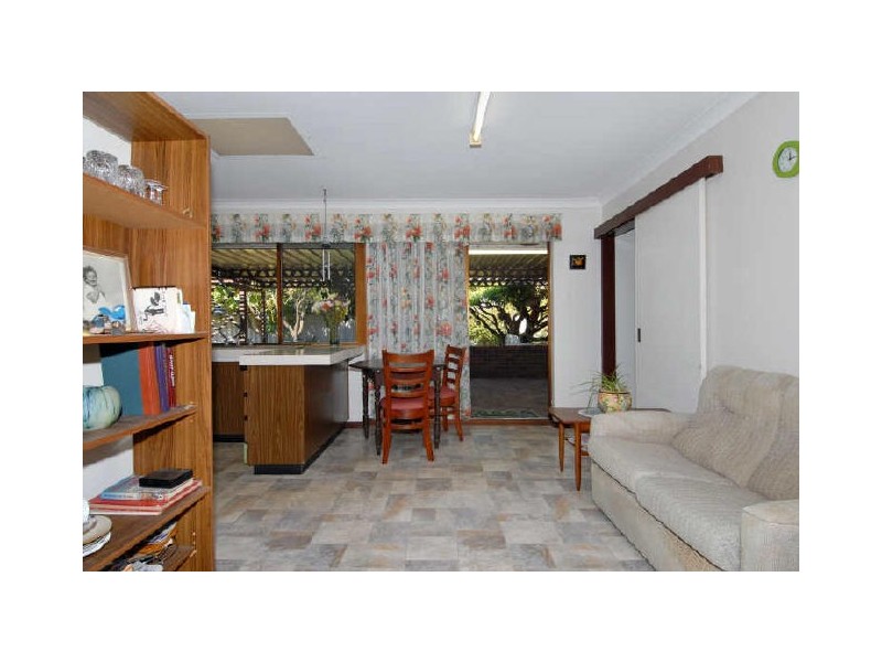 4 Merlin Street, Rockingham WA 6168