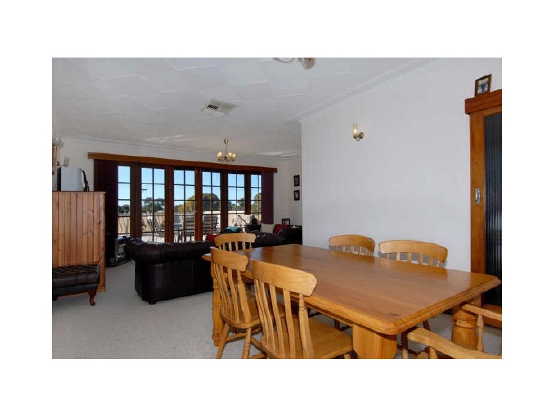 13 Wavelea Street, Safety Bay WA 6169