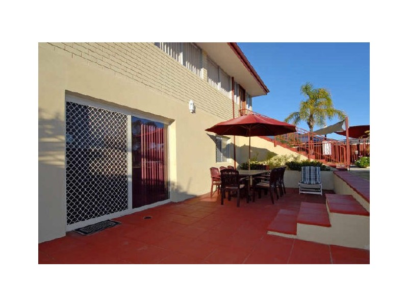 13 Wavelea Street, Safety Bay WA 6169