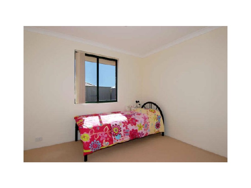 18 Brindabella Avenue, Rockingham WA 6168