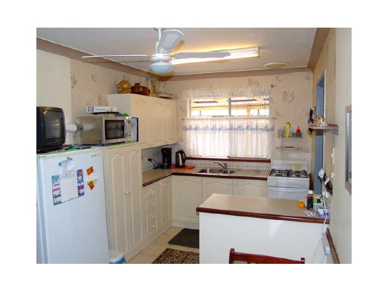 4 Musca Close, Rockingham WA 6168