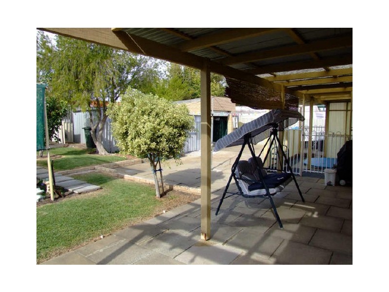 4 Musca Close, Rockingham WA 6168