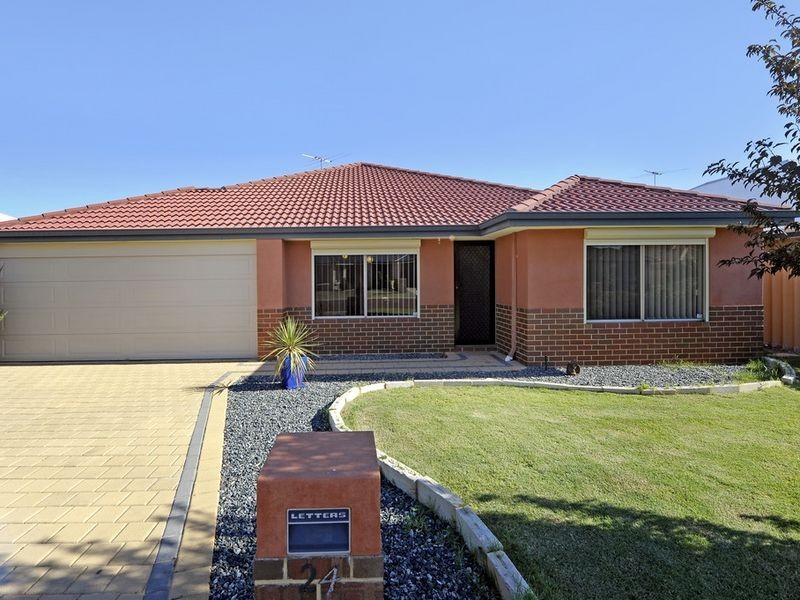 24 Bopeechee Way, Port Kennedy WA 6172