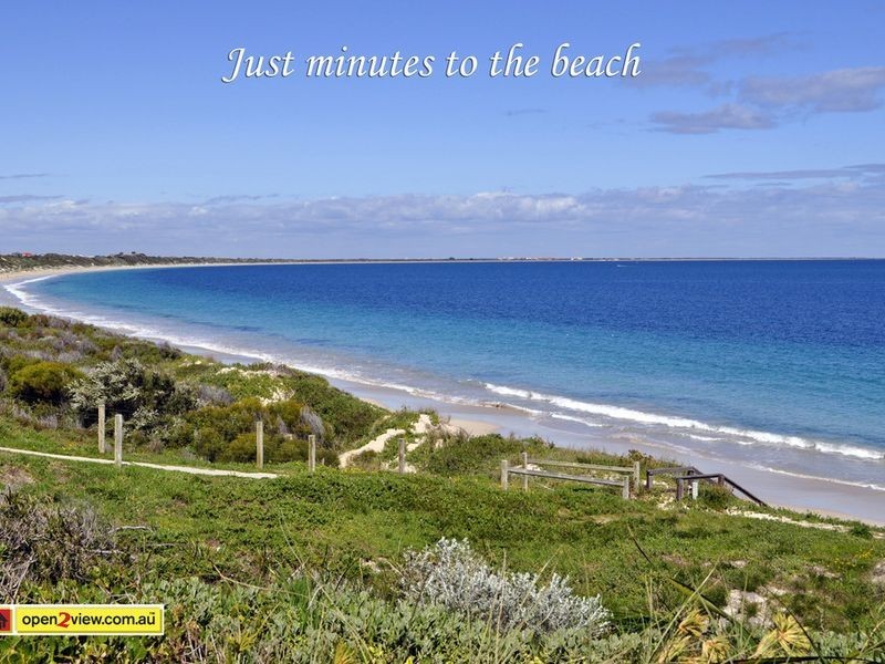 24 Bopeechee Way, Port Kennedy WA 6172