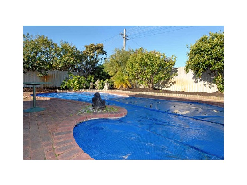 5 Hawkins Street, Rockingham WA 6168