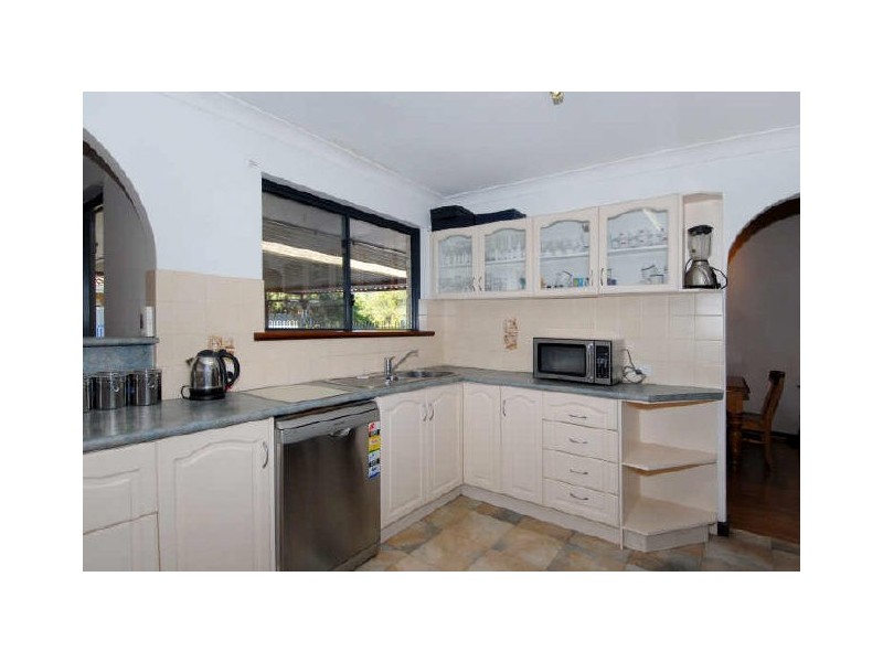 5 Hawkins Street, Rockingham WA 6168