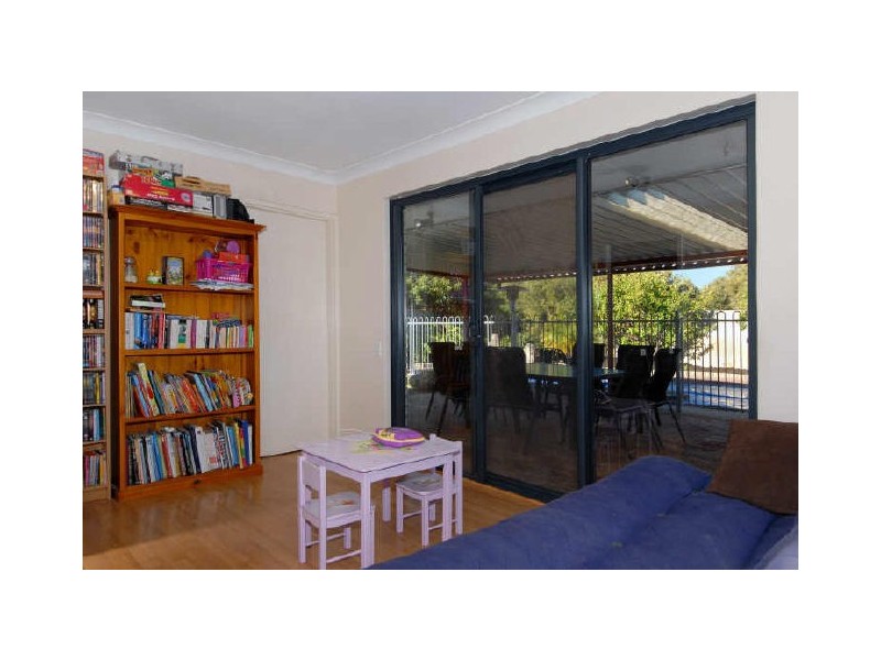 5 Hawkins Street, Rockingham WA 6168