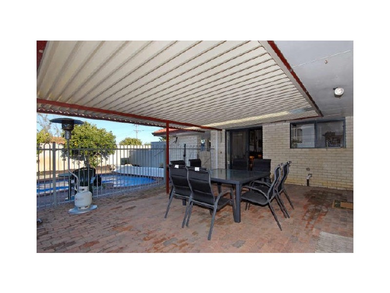 5 Hawkins Street, Rockingham WA 6168