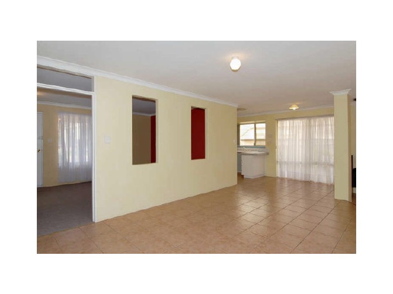 2 Garonne Turn, Port Kennedy WA 6172