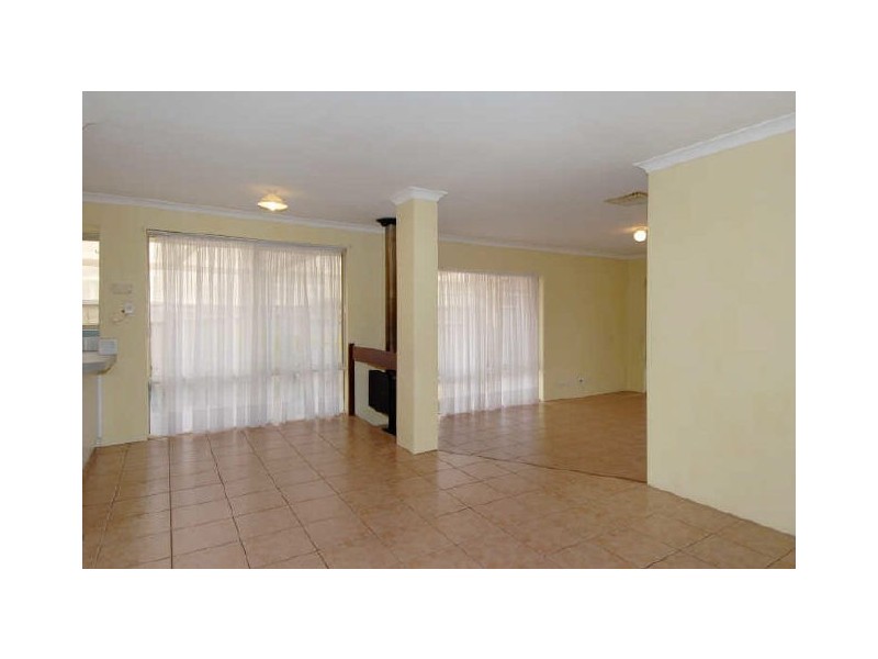 2 Garonne Turn, Port Kennedy WA 6172