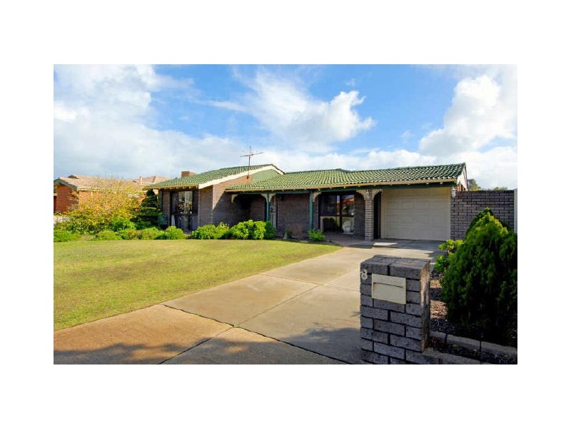 8 Cutter Road, Waikiki WA 6169