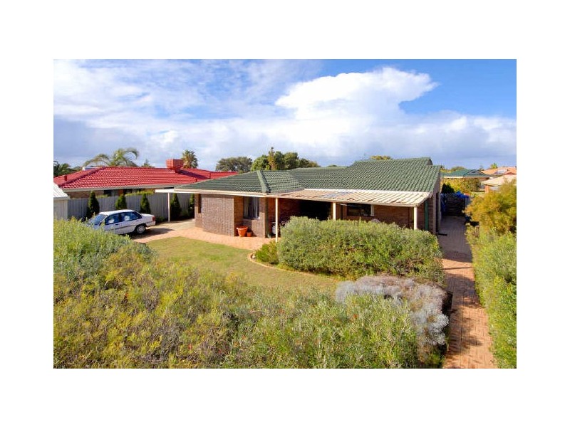 8 Cutter Road, Waikiki WA 6169