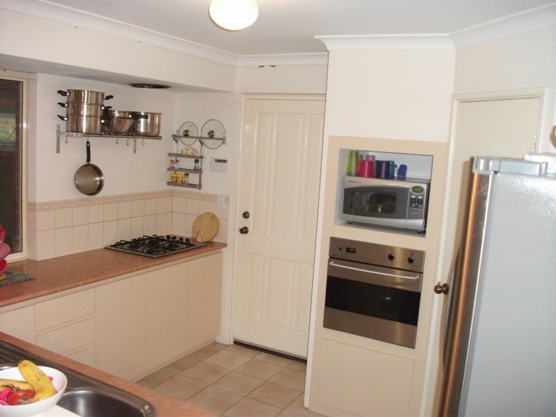 5 Moorburg Loop, Port Kennedy WA 6172