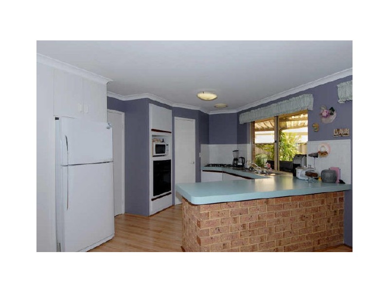 5 Timberlane Loop, Cooloongup WA 6168