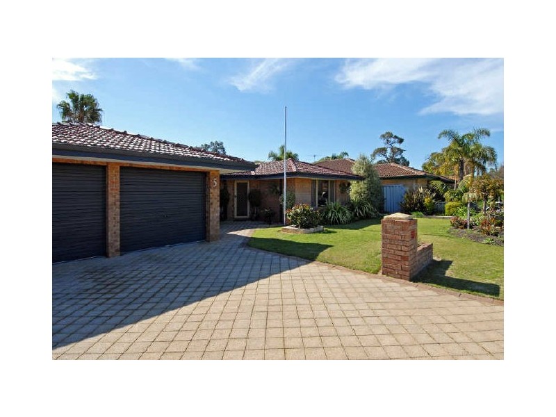 5 Timberlane Loop, Cooloongup WA 6168
