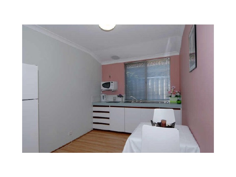 5 Timberlane Loop, Cooloongup WA 6168