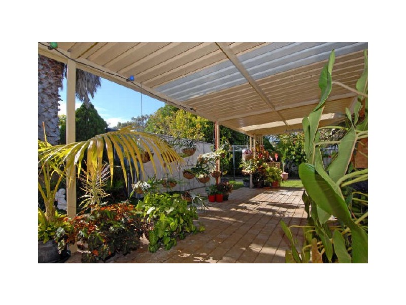 5 Timberlane Loop, Cooloongup WA 6168