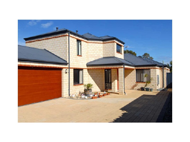 17B Crater Place, Rockingham WA 6168