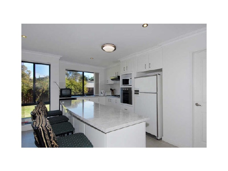 17B Crater Place, Rockingham WA 6168