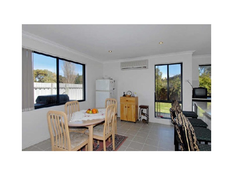 17B Crater Place, Rockingham WA 6168