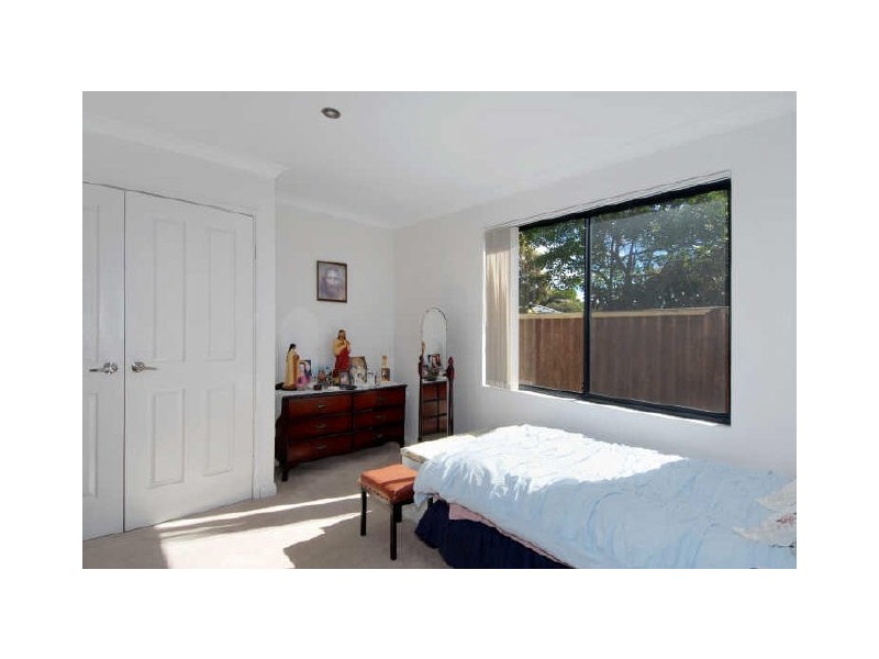 17B Crater Place, Rockingham WA 6168