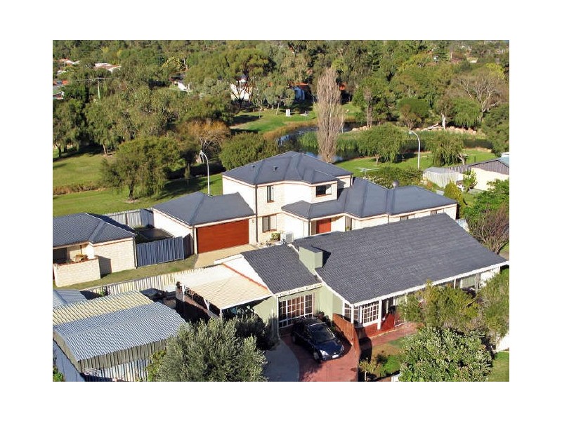 17B Crater Place, Rockingham WA 6168