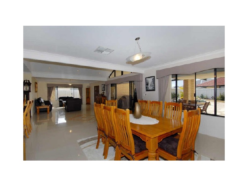 72 Rae Road, Shoalwater WA 6169