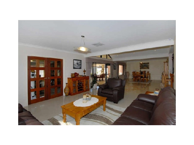 72 Rae Road, Shoalwater WA 6169