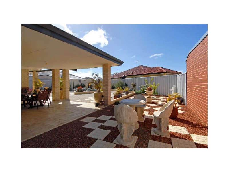 72 Rae Road, Shoalwater WA 6169