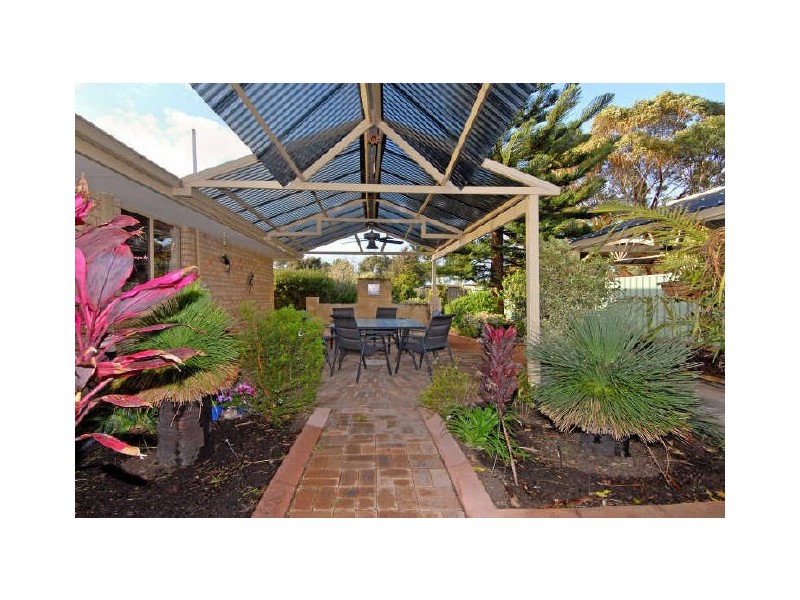 41 Kurrajong Road, Safety Bay WA 6169