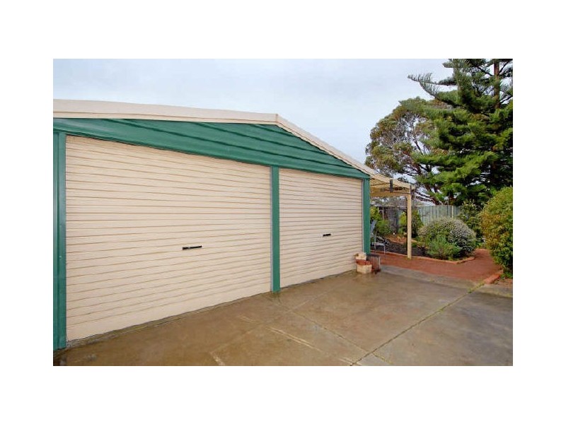 41 Kurrajong Road, Safety Bay WA 6169