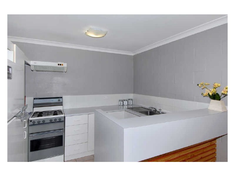 3/9 Kent Street, Rockingham WA 6168