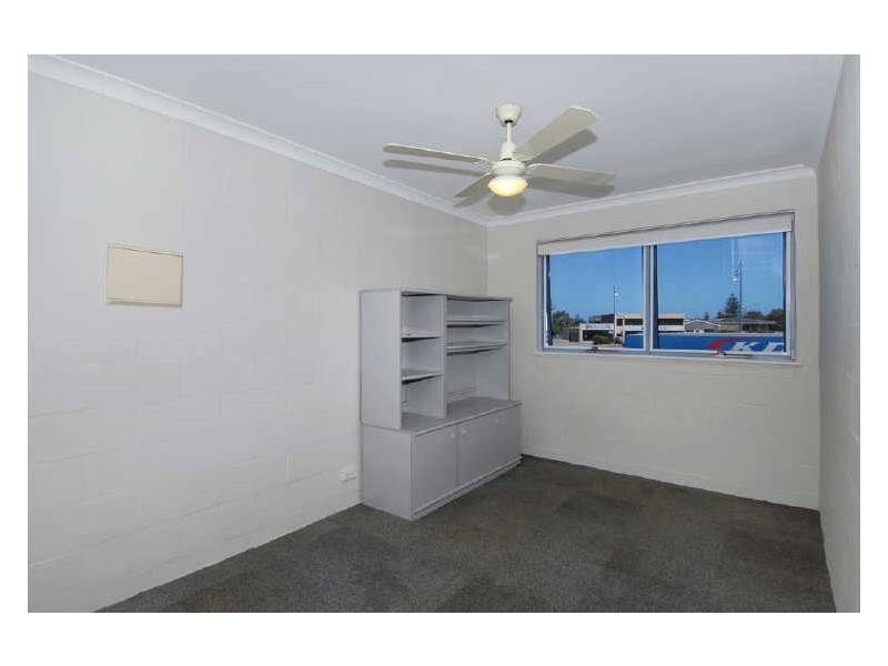 3/9 Kent Street, Rockingham WA 6168