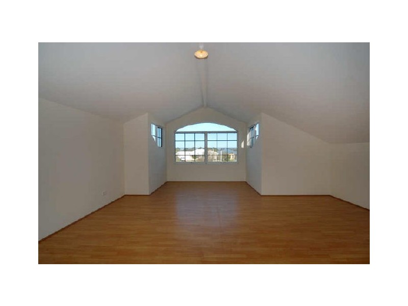 11 Felton Parkway, Baldivis WA 6171