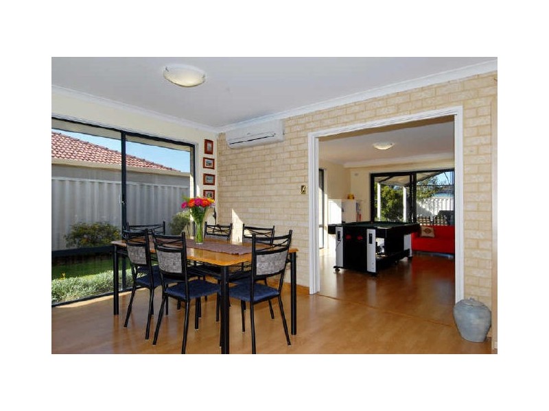 78 Oakwood Crescent, Waikiki WA 6169