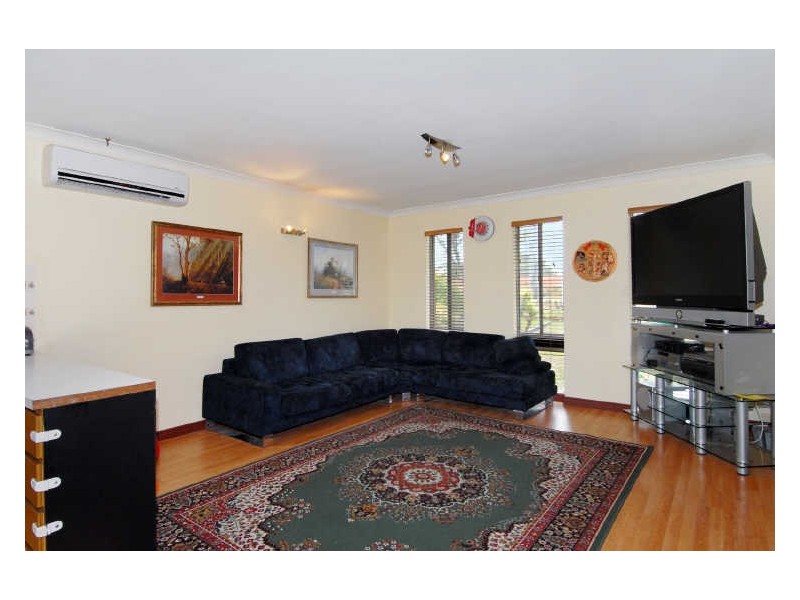 85 Council Avenue, Rockingham WA 6168