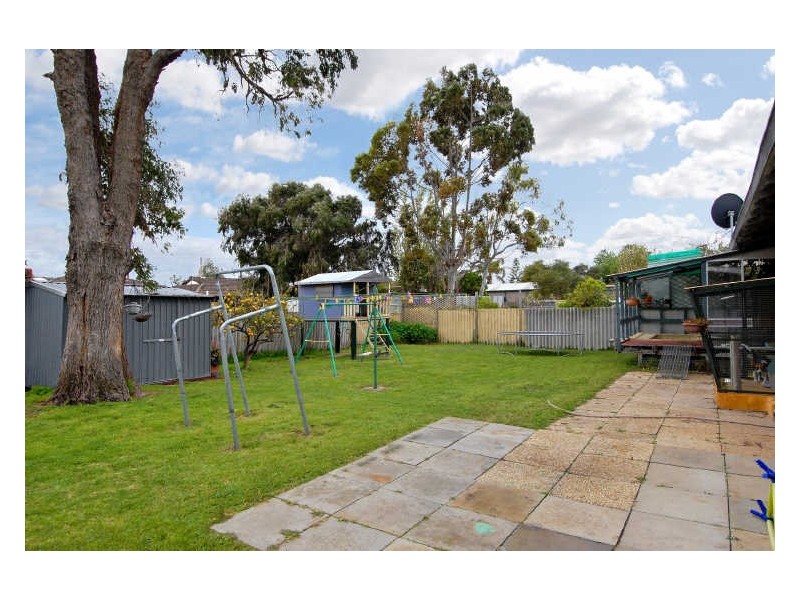 85 Council Avenue, Rockingham WA 6168