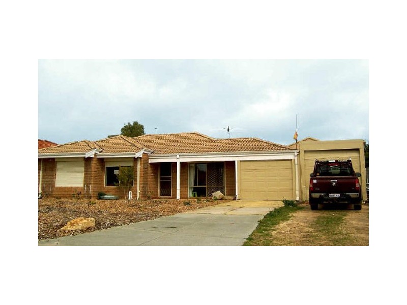 6 Torrens Drive, Waikiki WA 6169