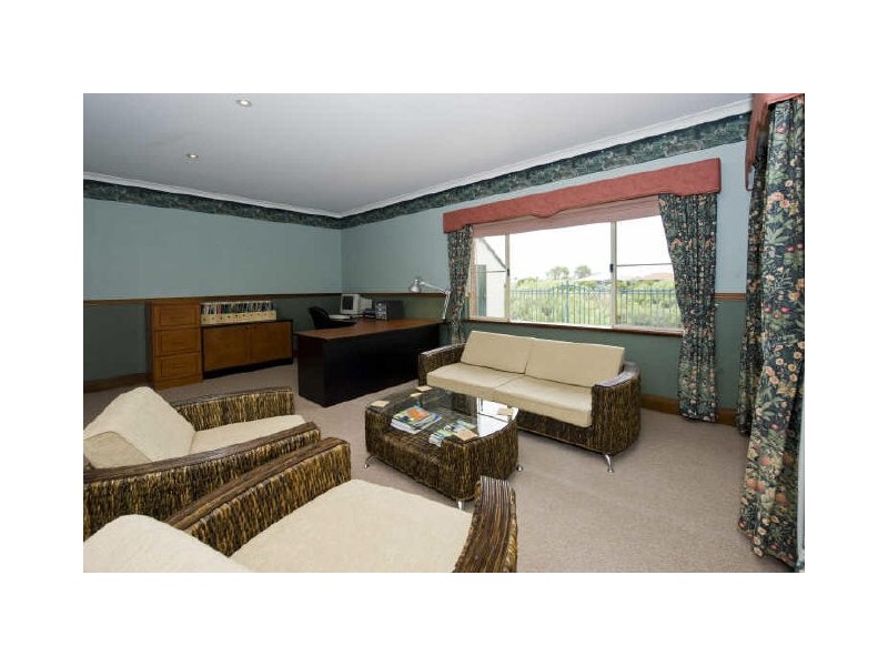 9 Porto Novo Mews, Secret Harbour WA 6173