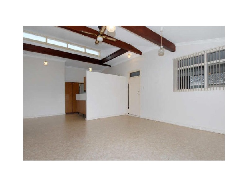 11 Malbeling Close, Hillman WA 6168