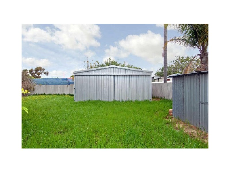 11 Malbeling Close, Hillman WA 6168