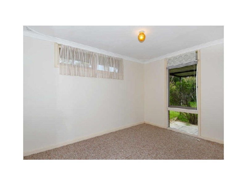 11 Malbeling Close, Hillman WA 6168