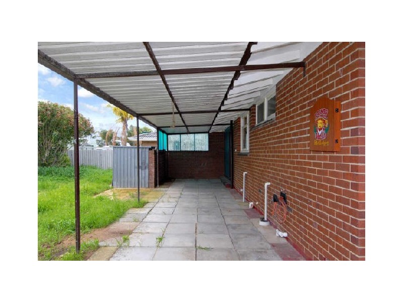 11 Malbeling Close, Hillman WA 6168