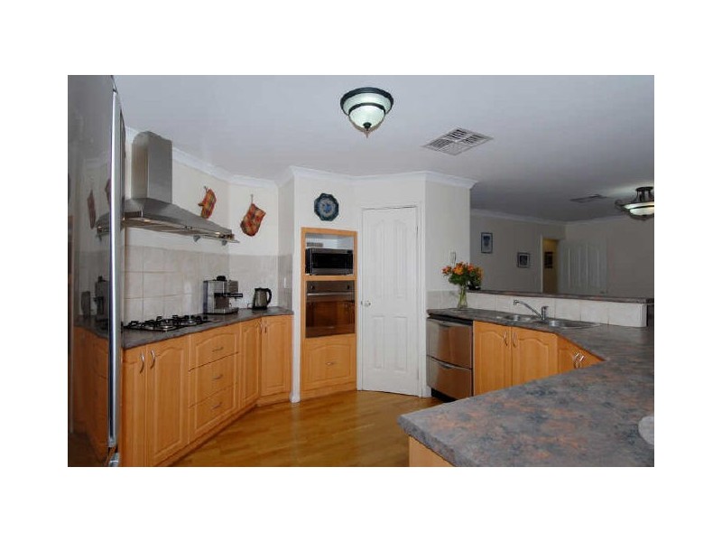 7 Florin Close, Baldivis WA 6171