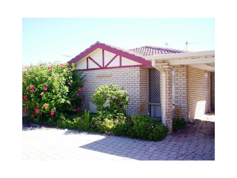 4/10 Merope Close, Rockingham WA 6168