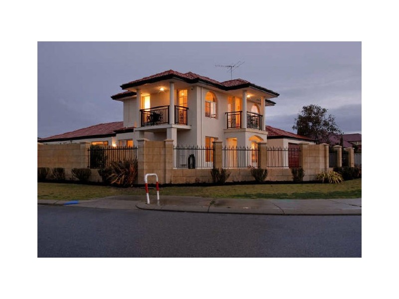 31 Properjohn Drive, Rockingham WA 6168