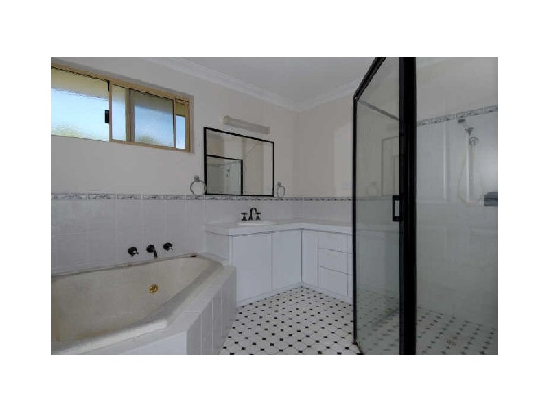 11 Hopevale Place, Erskine WA 6210